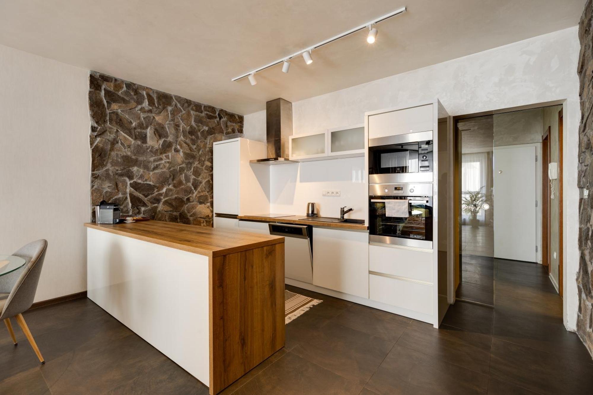 Apartman Leonardo - City Center 特尔纳瓦 外观 照片